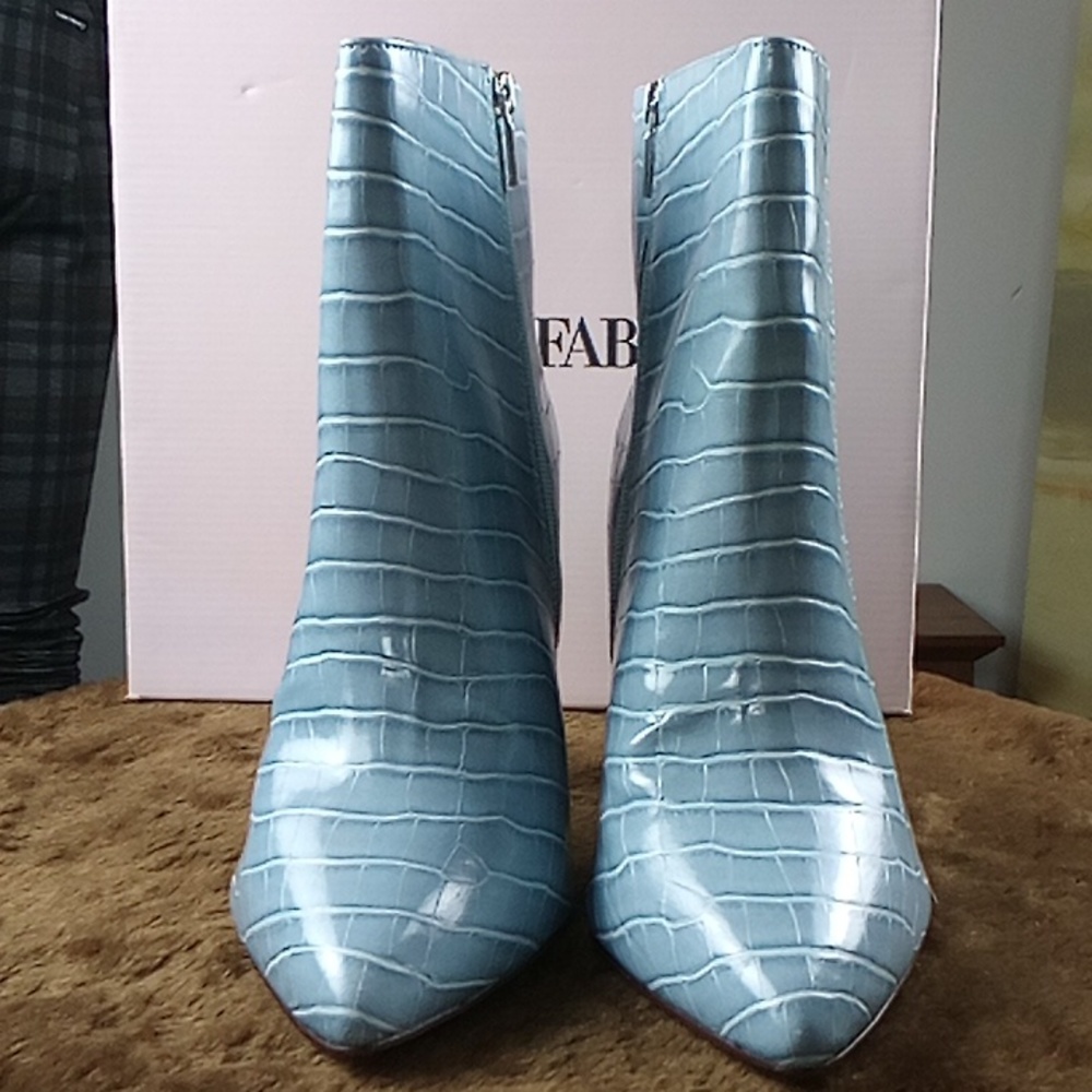 Just Fab Rosamund Booties, ladies size 12 (men's 10) - Picture 2 of 9
